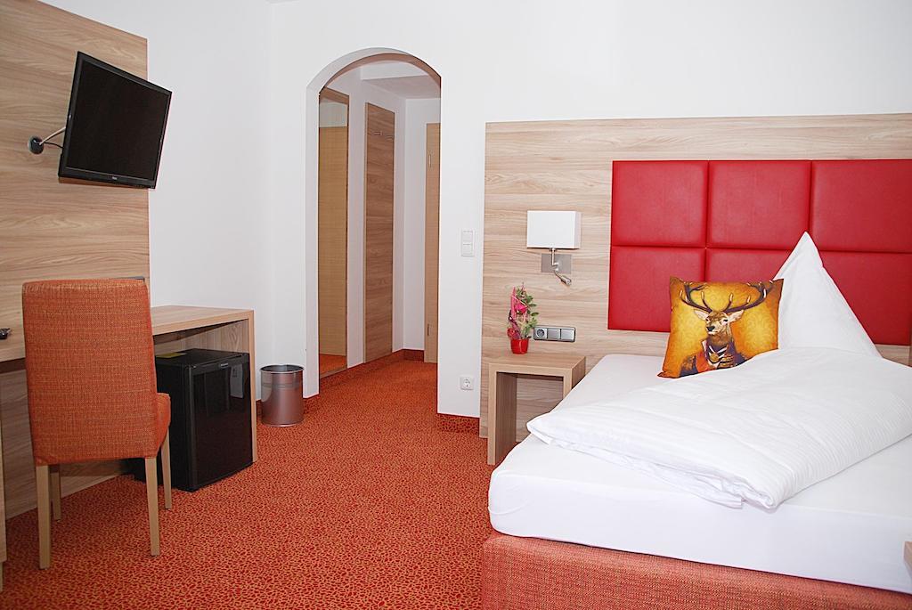 Hotel Isartaler Hof Wolfratshausen Quarto foto